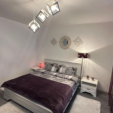 Etoile Studio Braşov Buitenkant foto